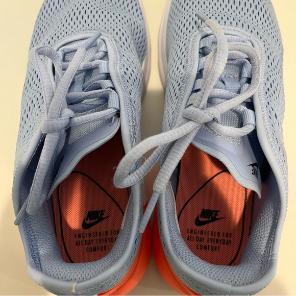 Women’s Nike Air Max Motion 2 - Picture 8 of 8